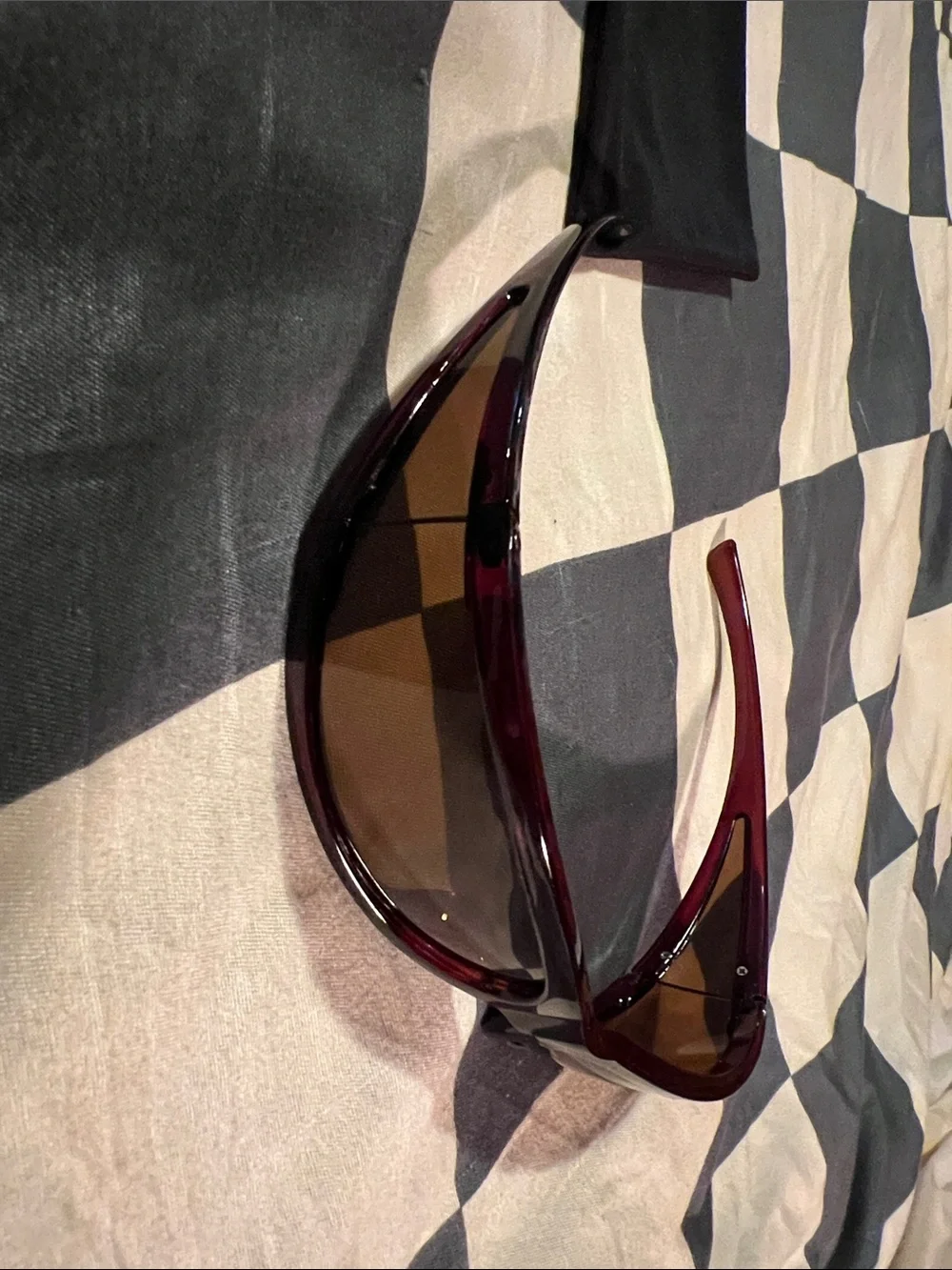 Classic Women's Sunglasses in Dark Red